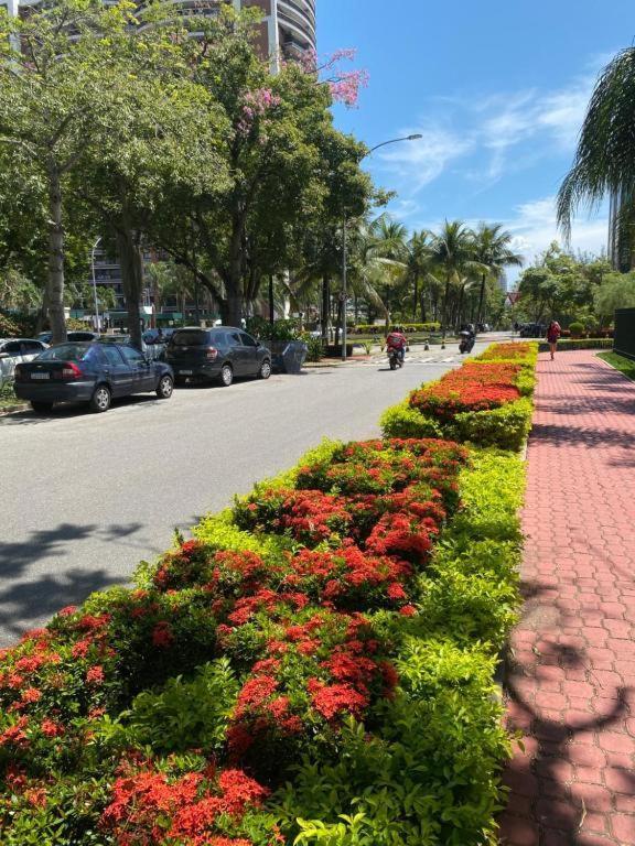 Flat Com Vista Panoramica -15- Na Barra Da Tijuca - Estacionamento Gratuito - Frigobar - Ar Condicionado - Piscina - Academia - Balsa Para Praia Gratis - Varanda - Vista Parcial Mar E Lagoa Rio de Janeiro Exterior foto