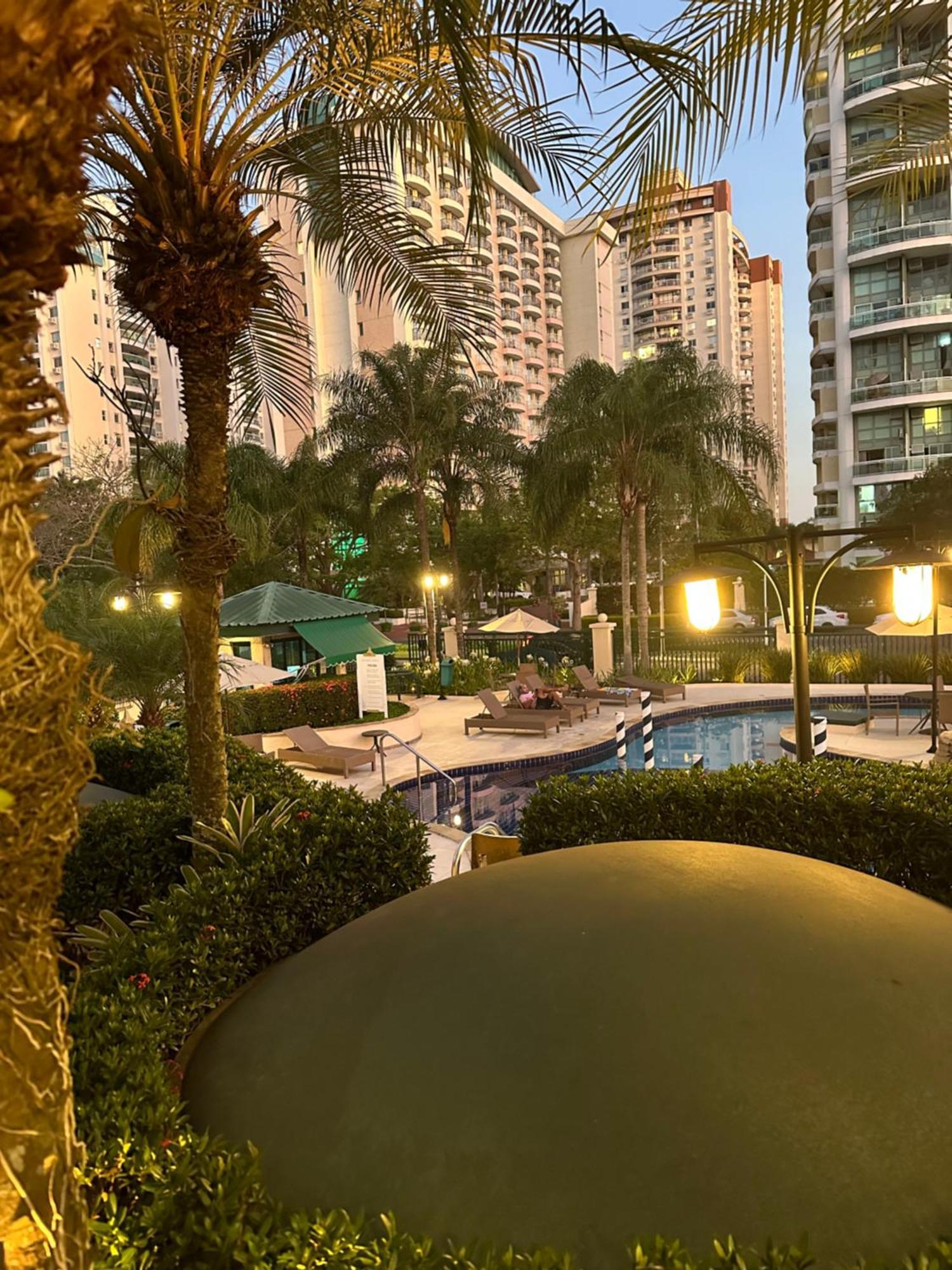 Flat Com Vista Panoramica -15- Na Barra Da Tijuca - Estacionamento Gratuito - Frigobar - Ar Condicionado - Piscina - Academia - Balsa Para Praia Gratis - Varanda - Vista Parcial Mar E Lagoa Rio de Janeiro Exterior foto